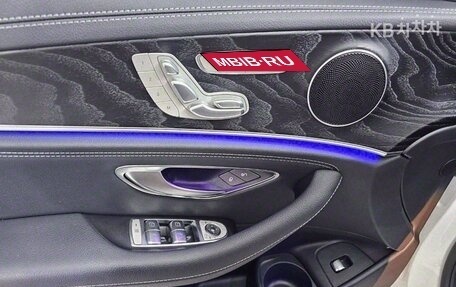 Mercedes-Benz E-Класс, 2021 год, 3 585 000 рублей, 10 фотография
