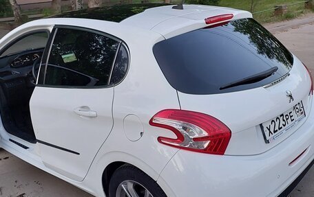 Peugeot 208 II, 2013 год, 675 000 рублей, 3 фотография