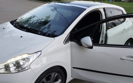 Peugeot 208 II, 2013 год, 675 000 рублей, 7 фотография