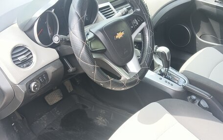 Chevrolet Cruze II, 2011 год, 640 000 рублей, 11 фотография