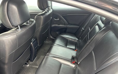 Toyota Avensis III рестайлинг, 2010 год, 1 350 000 рублей, 33 фотография