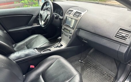 Toyota Avensis III рестайлинг, 2010 год, 1 350 000 рублей, 37 фотография