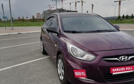 Hyundai Solaris II рестайлинг, 2013 год, 950 000 рублей, 9 фотография