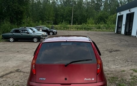 Fiat Punto III Punto Evo рестайлинг, 2001 год, 130 000 рублей, 5 фотография