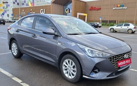 Hyundai Solaris II рестайлинг, 2021 год, 1 670 000 рублей, 3 фотография
