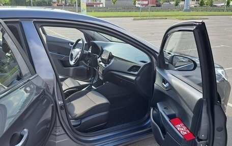Hyundai Solaris II рестайлинг, 2021 год, 1 670 000 рублей, 23 фотография