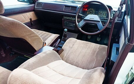 Toyota Corona VIII (T170), 1985 год, 650 000 рублей, 18 фотография