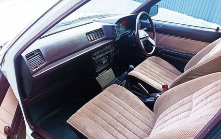 Toyota Corona VIII (T170), 1985 год, 650 000 рублей, 21 фотография