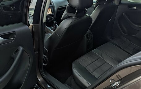 Volkswagen Jetta VI, 2012 год, 870 000 рублей, 19 фотография