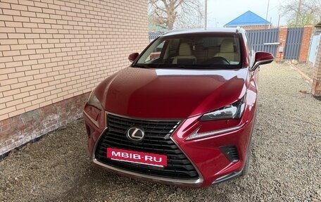 Lexus NX I, 2018 год, 2 800 000 рублей, 3 фотография