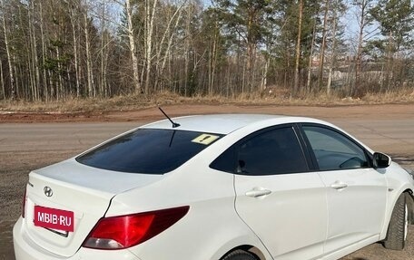 Hyundai Solaris II рестайлинг, 2016 год, 800 000 рублей, 8 фотография