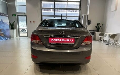 Hyundai Solaris II рестайлинг, 2011 год, 600 000 рублей, 5 фотография