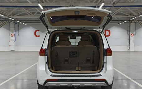KIA Carnival III, 2016 год, 2 574 000 рублей, 12 фотография