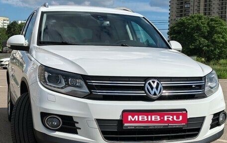 Volkswagen Tiguan I, 2015 год, 1 790 000 рублей, 1 фотография