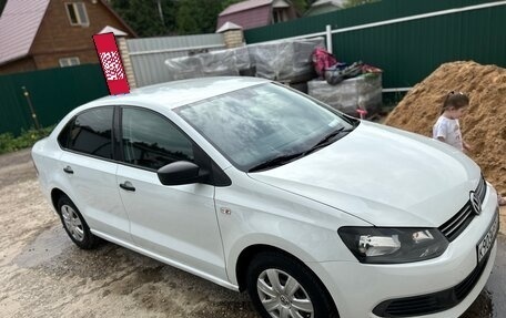 Volkswagen Polo VI (EU Market), 2015 год, 640 000 рублей, 2 фотография