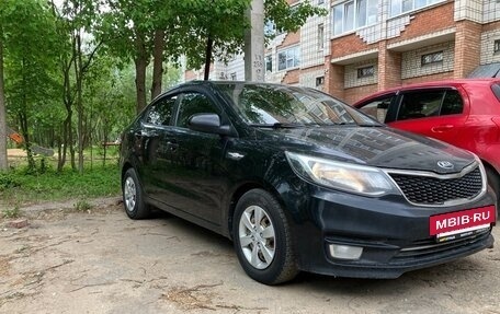 KIA Rio III рестайлинг, 2015 год, 630 000 рублей, 2 фотография