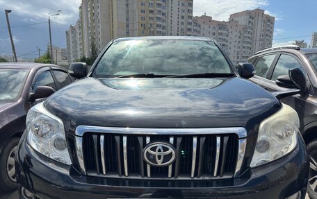 Toyota Land Cruiser Prado 150 рестайлинг 2, 2011 год, 3 500 000 рублей, 9 фотография