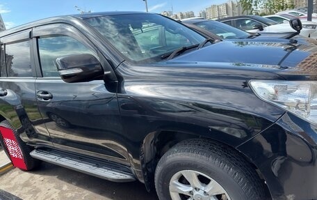 Toyota Land Cruiser Prado 150 рестайлинг 2, 2011 год, 3 500 000 рублей, 6 фотография