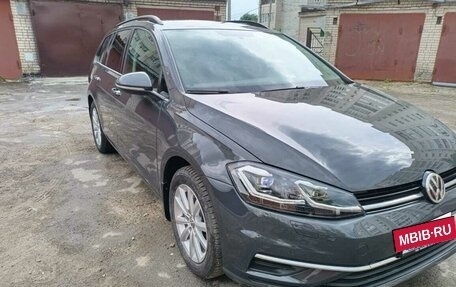 Volkswagen Golf VII, 2020 год, 1 710 000 рублей, 2 фотография