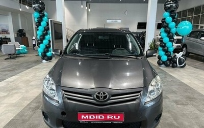Toyota Auris II, 2011 год, 1 000 000 рублей, 1 фотография