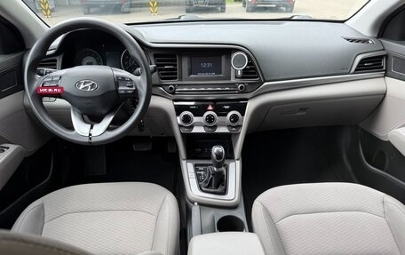 Hyundai Elantra VI рестайлинг, 2019 год, 1 490 000 рублей, 9 фотография