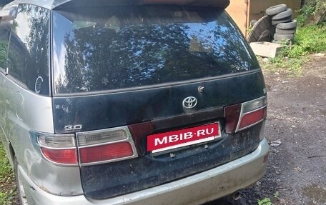 Toyota Estima III рестайлинг -2, 2000 год, 300 000 рублей, 6 фотография