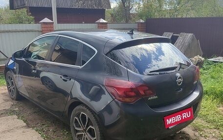 Opel Astra J, 2011 год, 400 000 рублей, 3 фотография