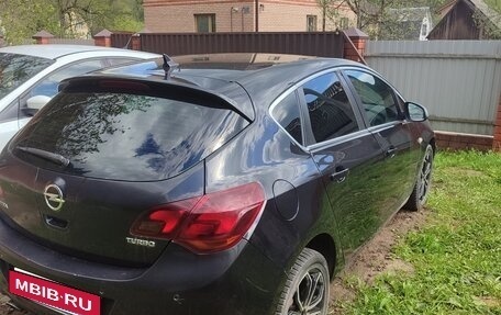 Opel Astra J, 2011 год, 400 000 рублей, 4 фотография