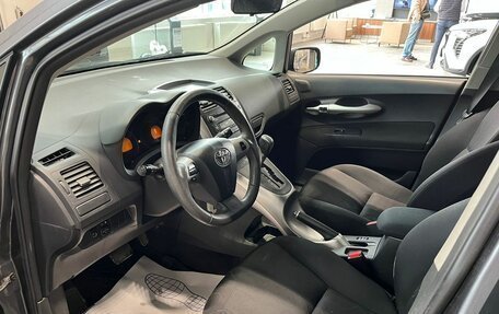 Toyota Auris II, 2011 год, 1 000 000 рублей, 9 фотография