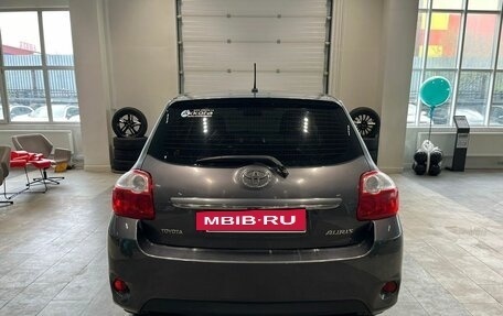 Toyota Auris II, 2011 год, 1 000 000 рублей, 5 фотография