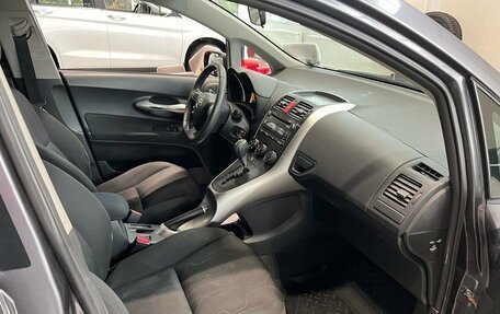 Toyota Auris II, 2011 год, 1 000 000 рублей, 13 фотография