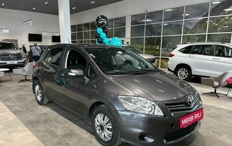 Toyota Auris II, 2011 год, 1 000 000 рублей, 8 фотография