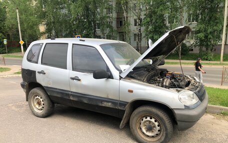 Chevrolet Niva I рестайлинг, 2004 год, 230 000 рублей, 7 фотография