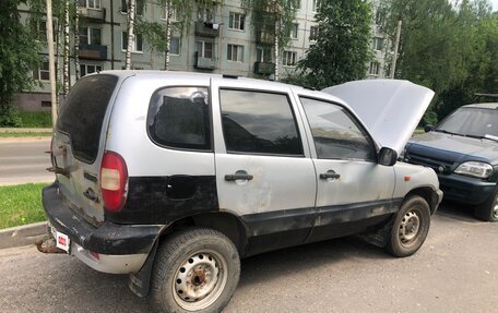Chevrolet Niva I рестайлинг, 2004 год, 230 000 рублей, 8 фотография