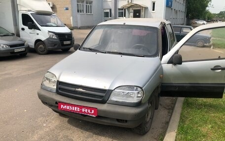 Chevrolet Niva I рестайлинг, 2004 год, 230 000 рублей, 5 фотография