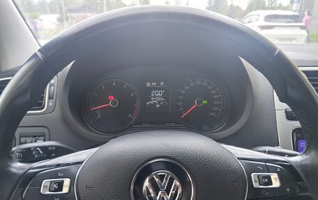 Volkswagen Polo VI (EU Market), 2017 год, 1 100 000 рублей, 10 фотография