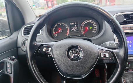 Volkswagen Polo VI (EU Market), 2017 год, 1 100 000 рублей, 16 фотография