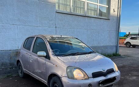 Toyota Vitz, 2001 год, 145 000 рублей, 1 фотография