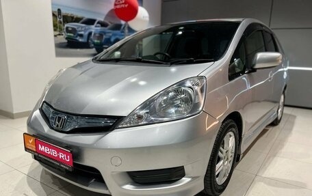 Honda Fit Shuttle I рестайлинг, 2011 год, 1 040 000 рублей, 1 фотография