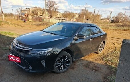 Toyota Camry, 2017 год, 2 550 000 рублей, 4 фотография