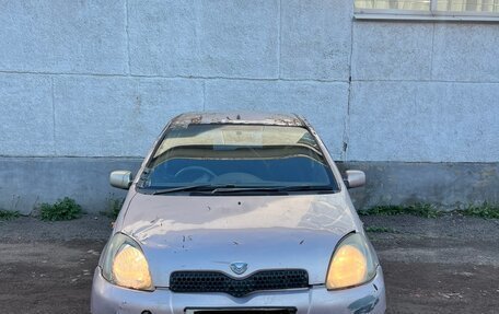 Toyota Vitz, 2001 год, 145 000 рублей, 2 фотография