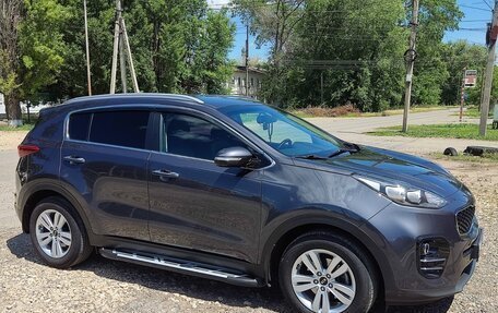KIA Sportage IV рестайлинг, 2018 год, 1 900 000 рублей, 2 фотография