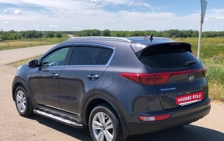 KIA Sportage IV рестайлинг, 2018 год, 1 900 000 рублей, 8 фотография