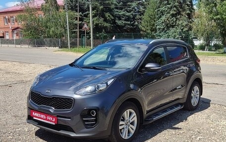 KIA Sportage IV рестайлинг, 2018 год, 1 900 000 рублей, 3 фотография
