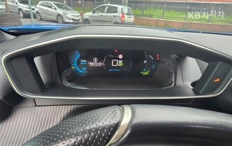 Peugeot 2008 II, 2021 год, 1 785 000 рублей, 9 фотография