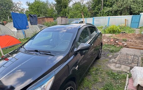 Hyundai Solaris II рестайлинг, 2013 год, 800 000 рублей, 8 фотография