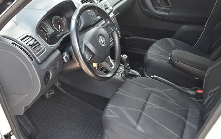 Skoda Fabia II, 2014 год, 850 000 рублей, 8 фотография