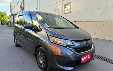 Honda Freed II, 2019 год, 1 650 000 рублей, 4 фотография
