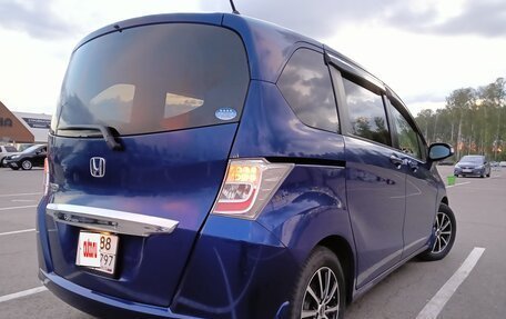 Honda Freed I, 2012 год, 1 190 000 рублей, 5 фотография
