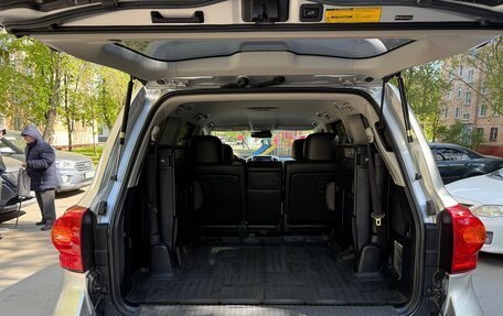 Toyota Land Cruiser 200, 2012 год, 3 525 000 рублей, 30 фотография